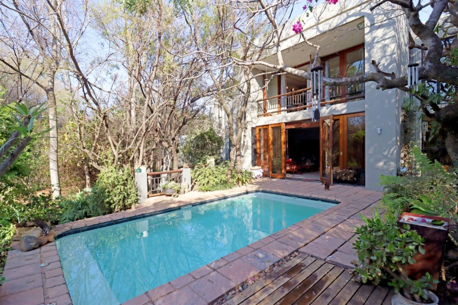 4 Bedroom Property for Sale in Hartbeespoort North West